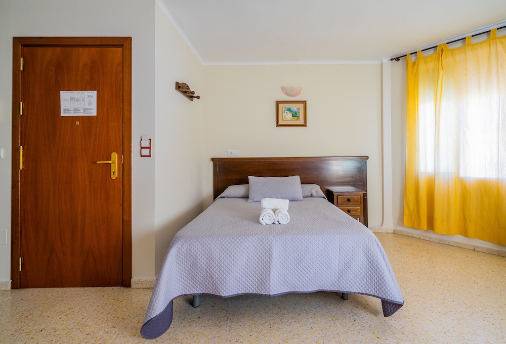 Hotel Velis 7/50