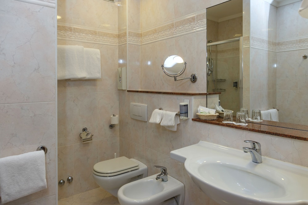 غرفة تنفيذية بسرير مزدوج أو سريرين منفصلين، Terme Millepini 4/4