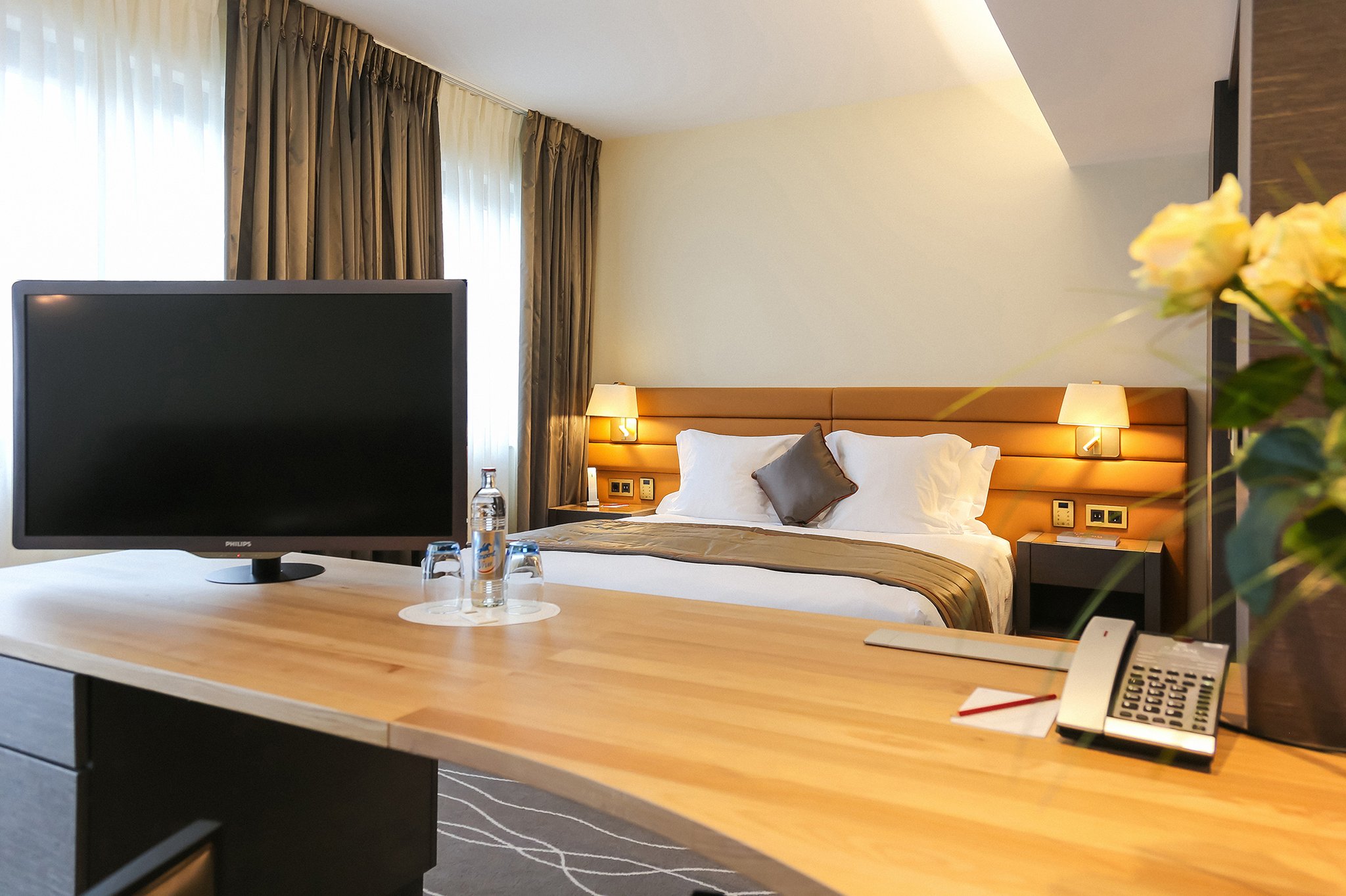 Le Royal Hotels & Resorts 25/82