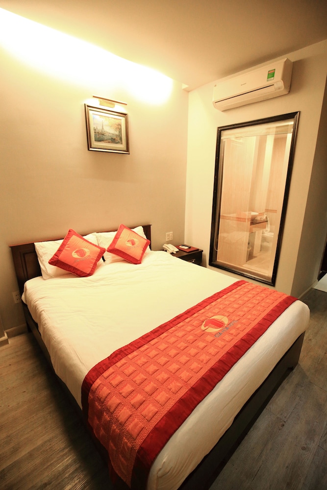Gia Hoa Hotel 10/23