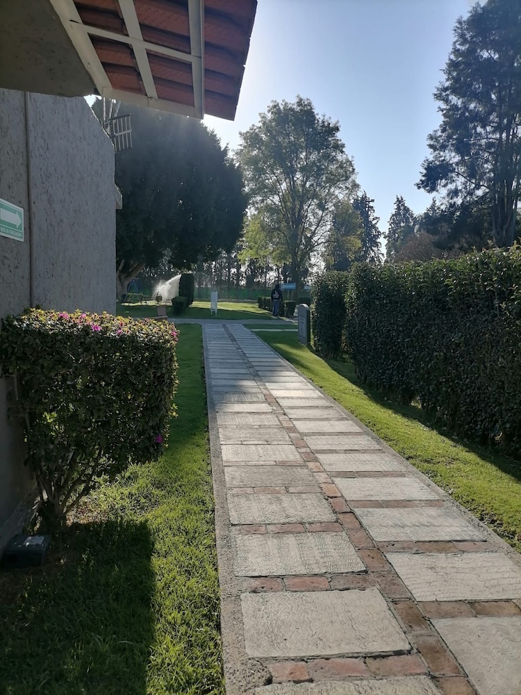 Hotel Villas Arqueologicas Cholula 56/59