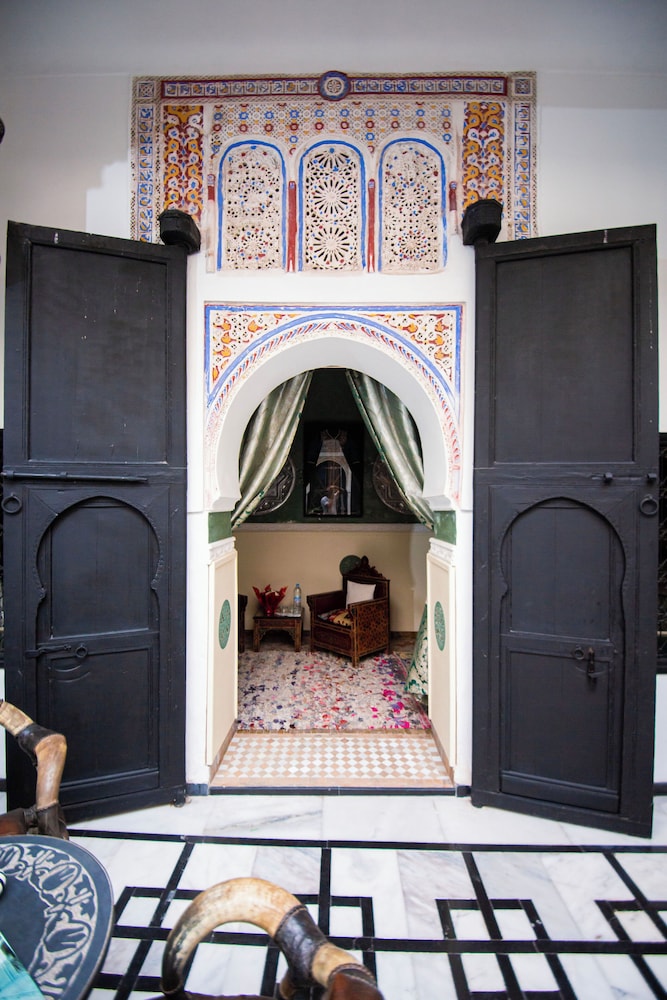 Riad Ta'achchaqa 11/50