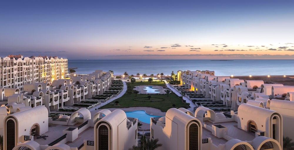 Gravity Hotel & Aqua Park Sahl Hasheesh 33/42