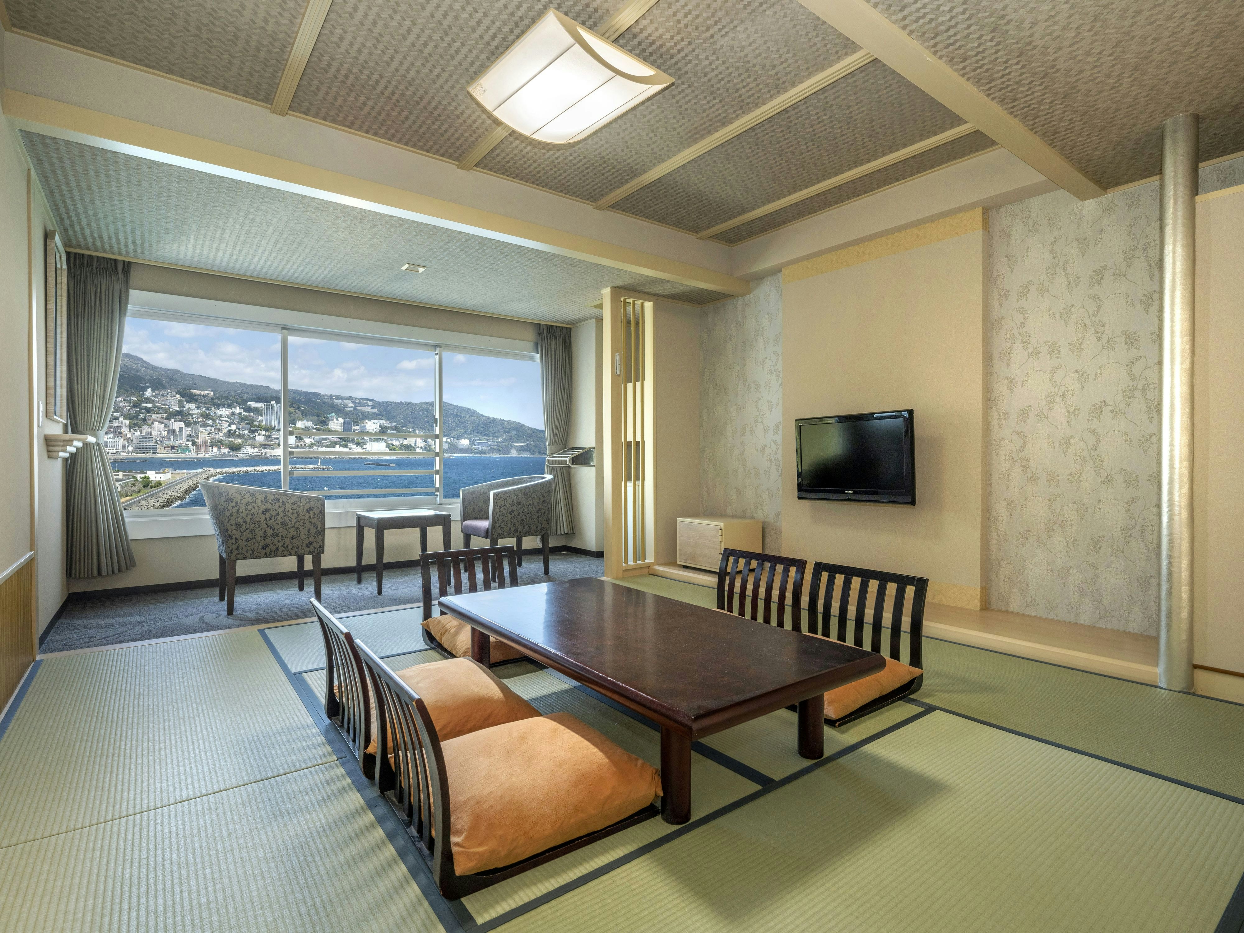 Hotel New Akao 8/12