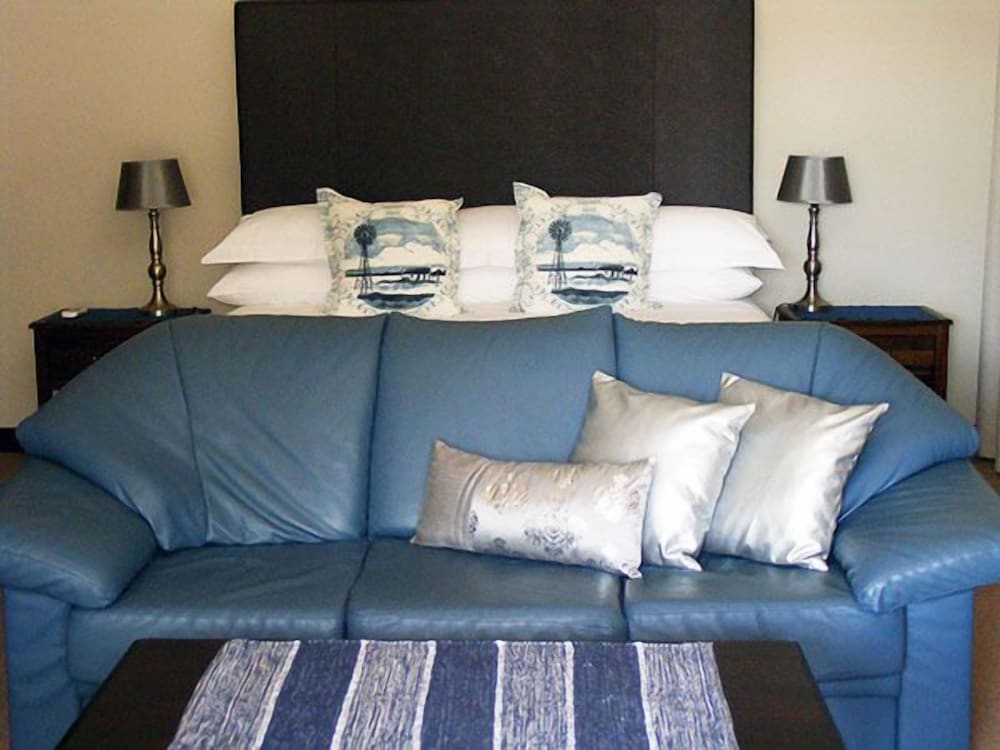 Karoo Sun Boutique Guest House 23/46
