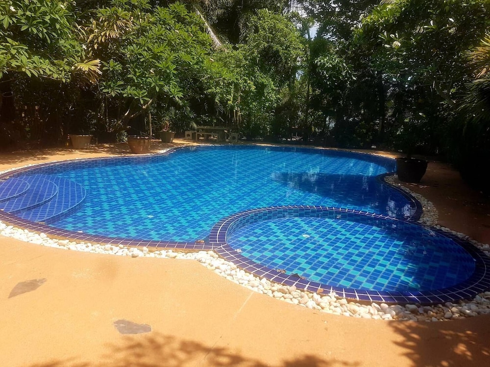 Jungle Bay Resort 42/42