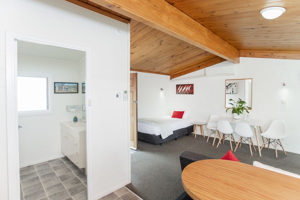 Waikanae Beach Motel 4/76