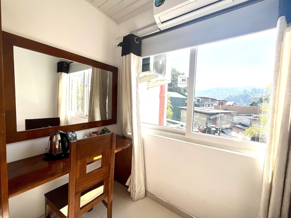 My City Hotel 30/50