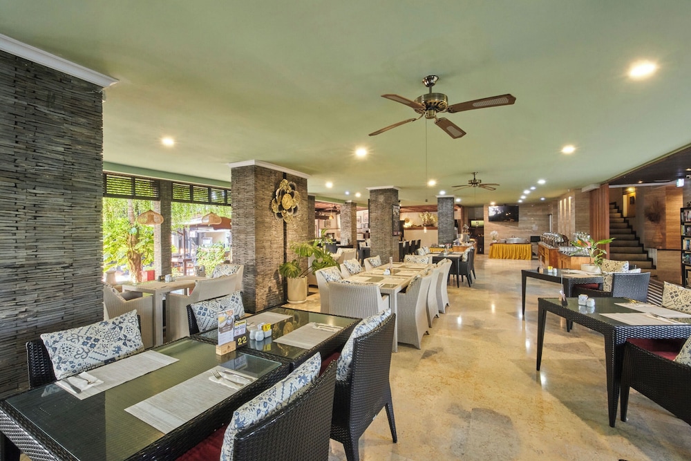 The Lokha Legian Resort and Spa 57/75
