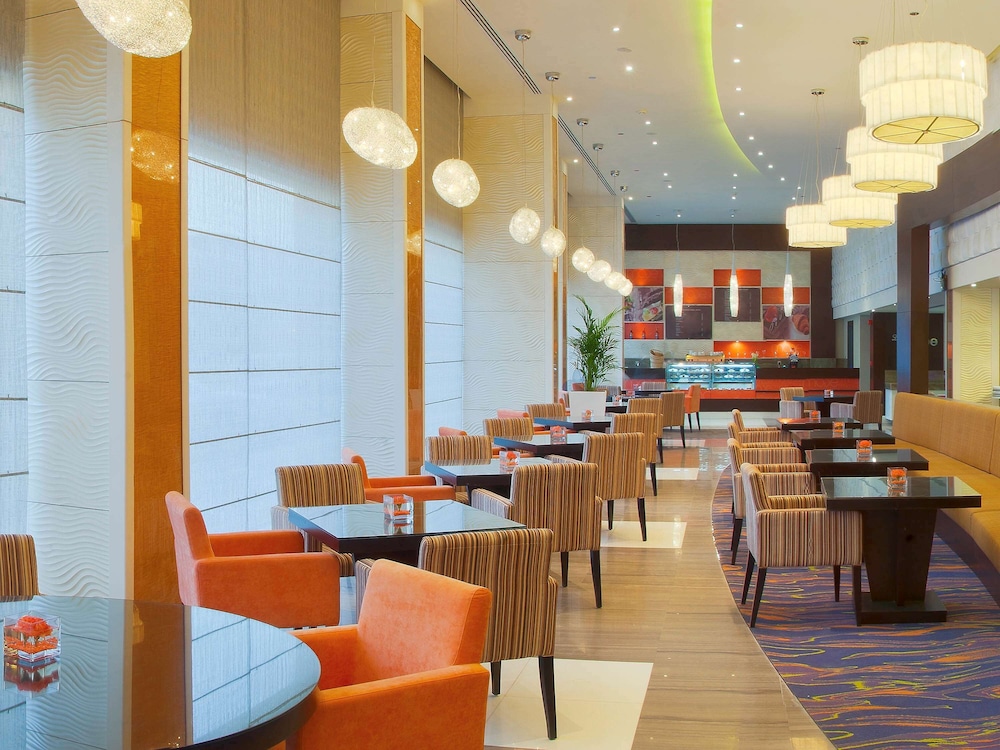أجنحة نوفوتيل الرياض العليا(Novotel Suites Olaya Riyadh) 52/61