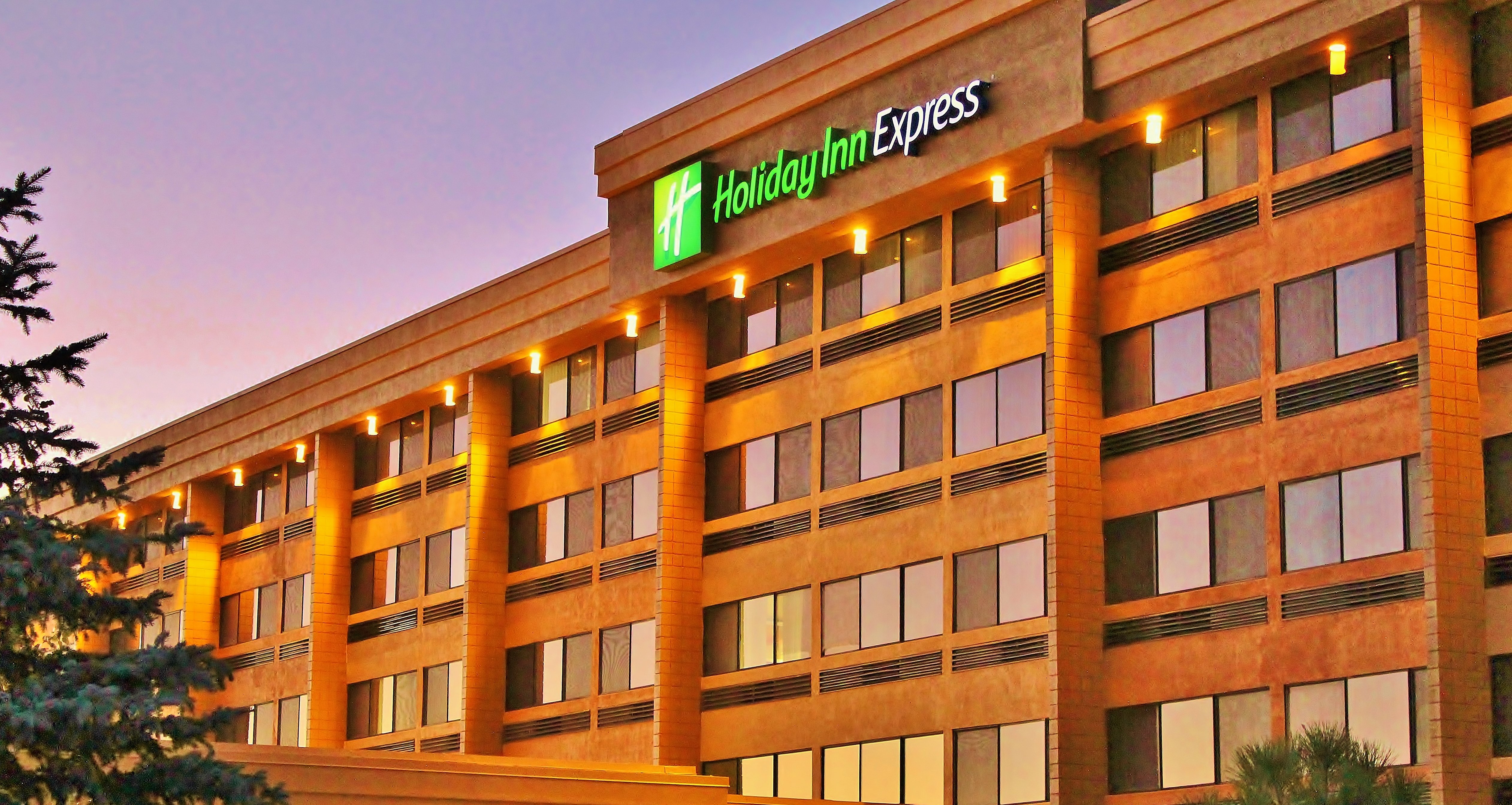 HOLIDAY INN EXPRESS FLAGSTAFF 2/63