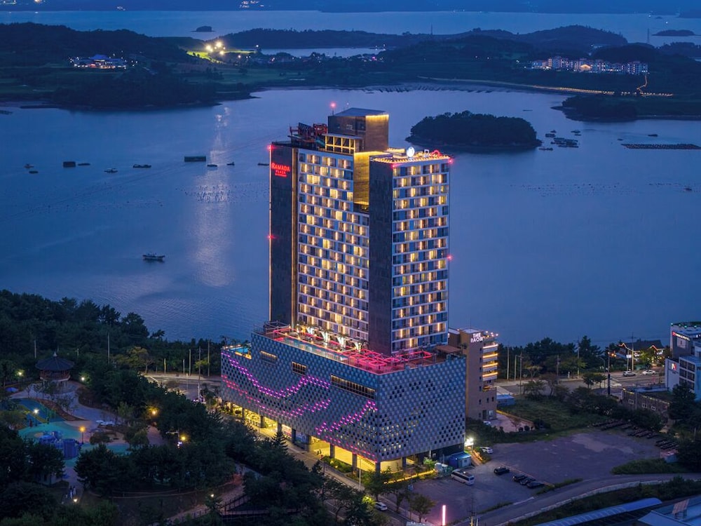 Ramada Plaza by Wyndham Dolsan Yeosu 2/64