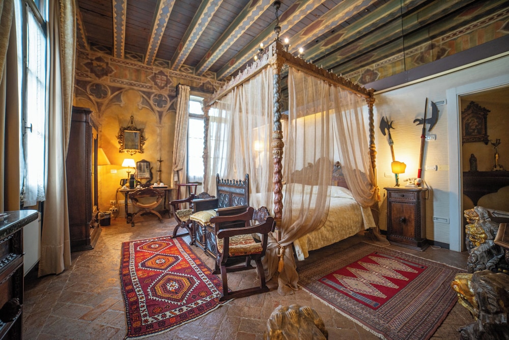 Relais Castello Bevilacqua 26/50