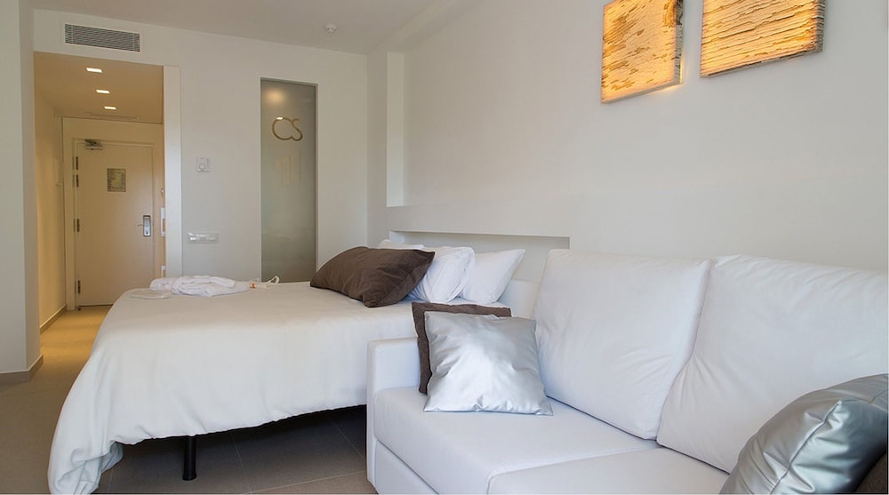 HOTEL CALA SAONA & SPA 24/59