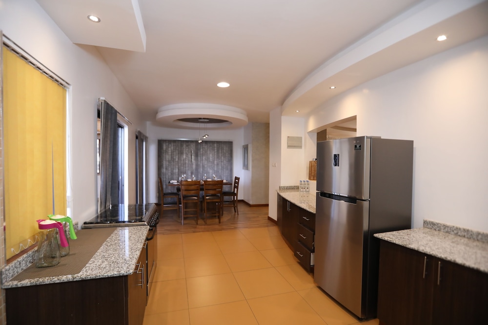 Bidwood Suite Hotel 33/50