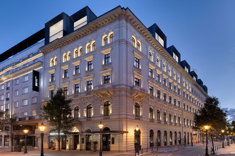 Dorothea Hotel, Budapest, Autograph Collection 2/38