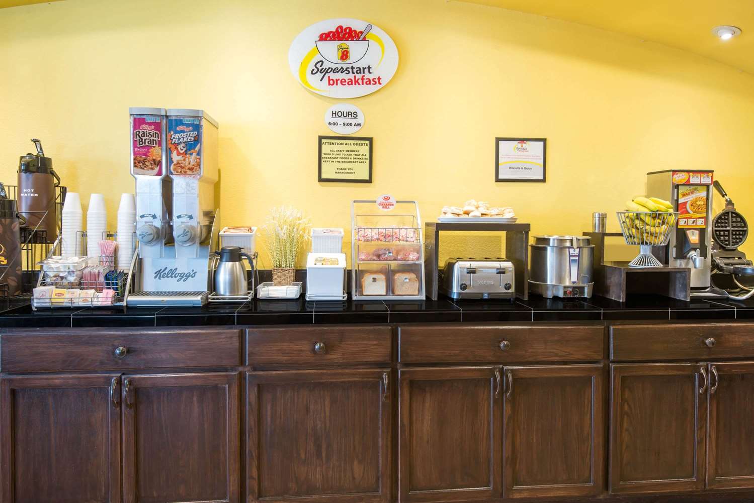 Super 8 by Wyndham Colby 5/42
