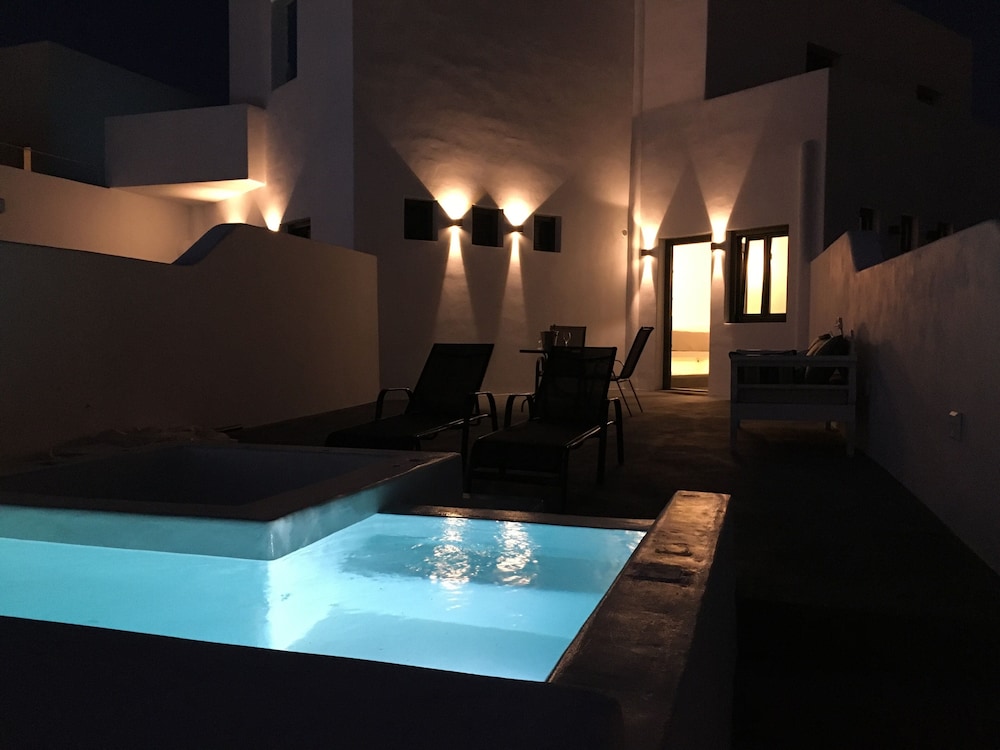Santolia Art Suites Santorini 25/56