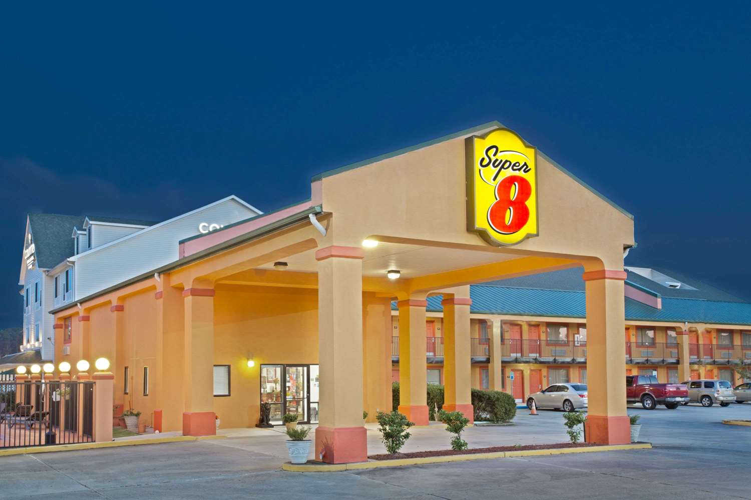 Super 8 by Wyndham Covington LA 1/12