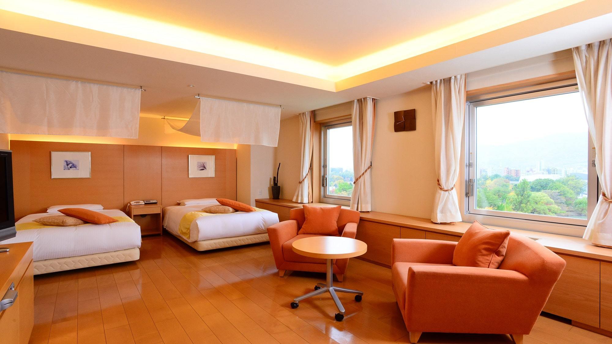 Twin Beds, Executive Level