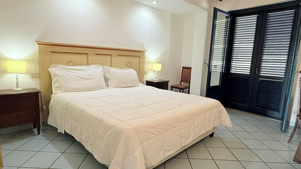 Villa Enrica 16/50