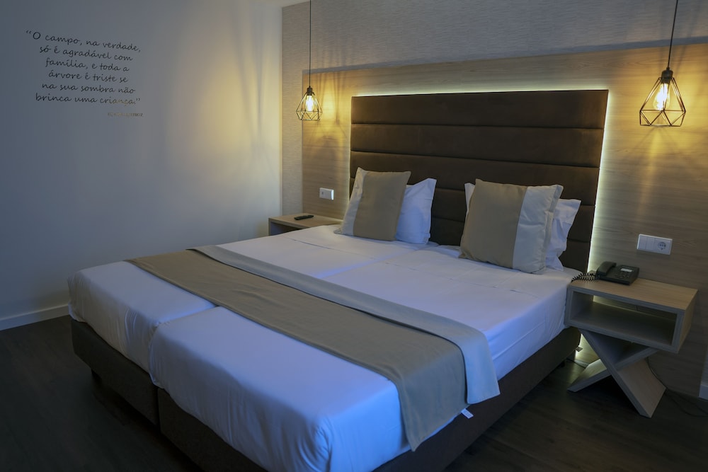 GRANDE HOTEL DA POVOA 16/28