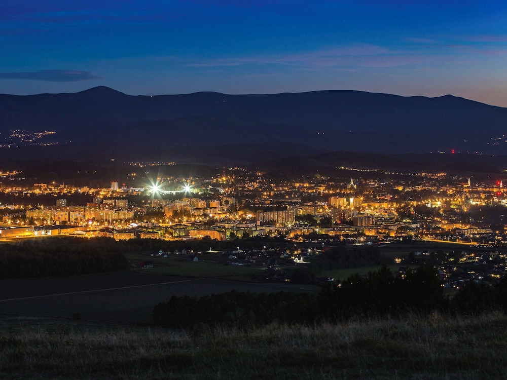 MERCURE JELENIA GORA 43/50