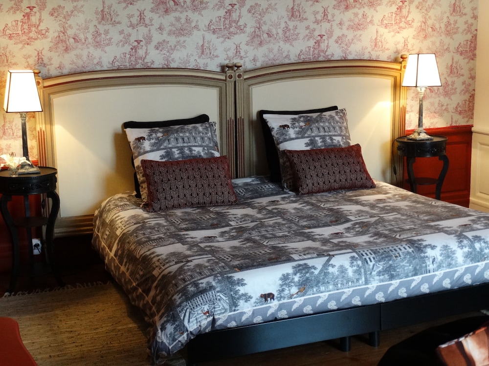DELUXE, DOUBLE BED, GROUND FLOOR