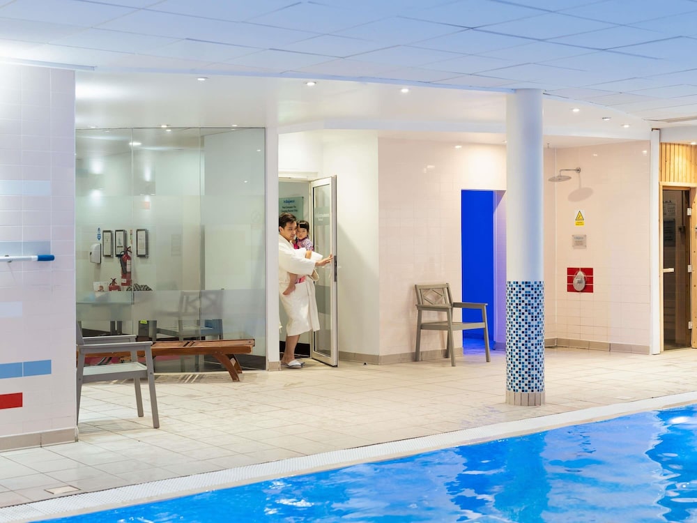 NOVOTEL MILTON KEYNES 34/74