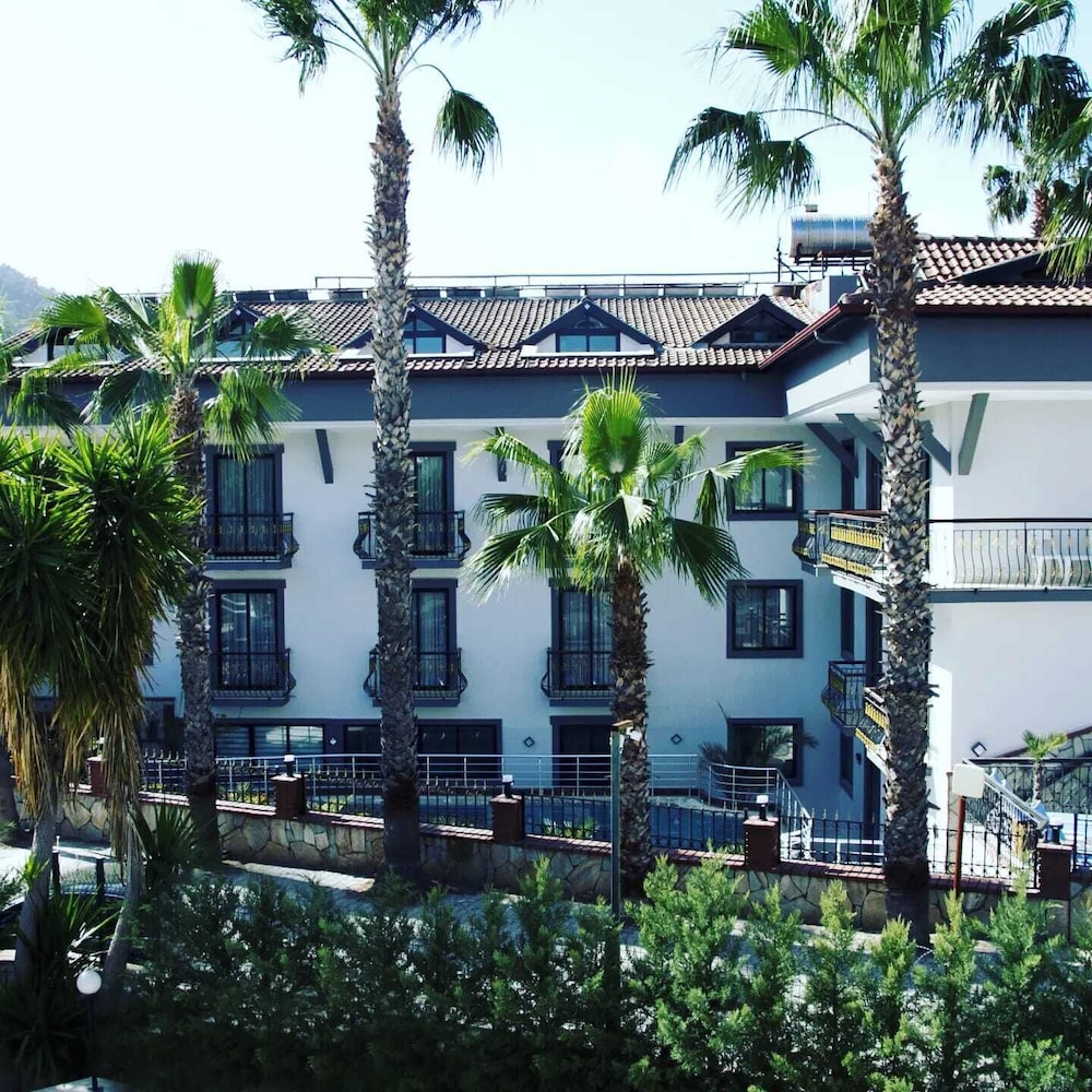 Orange Garden Hotel 3/45