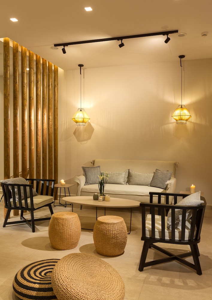 Carian Hotel And Spa 44/66