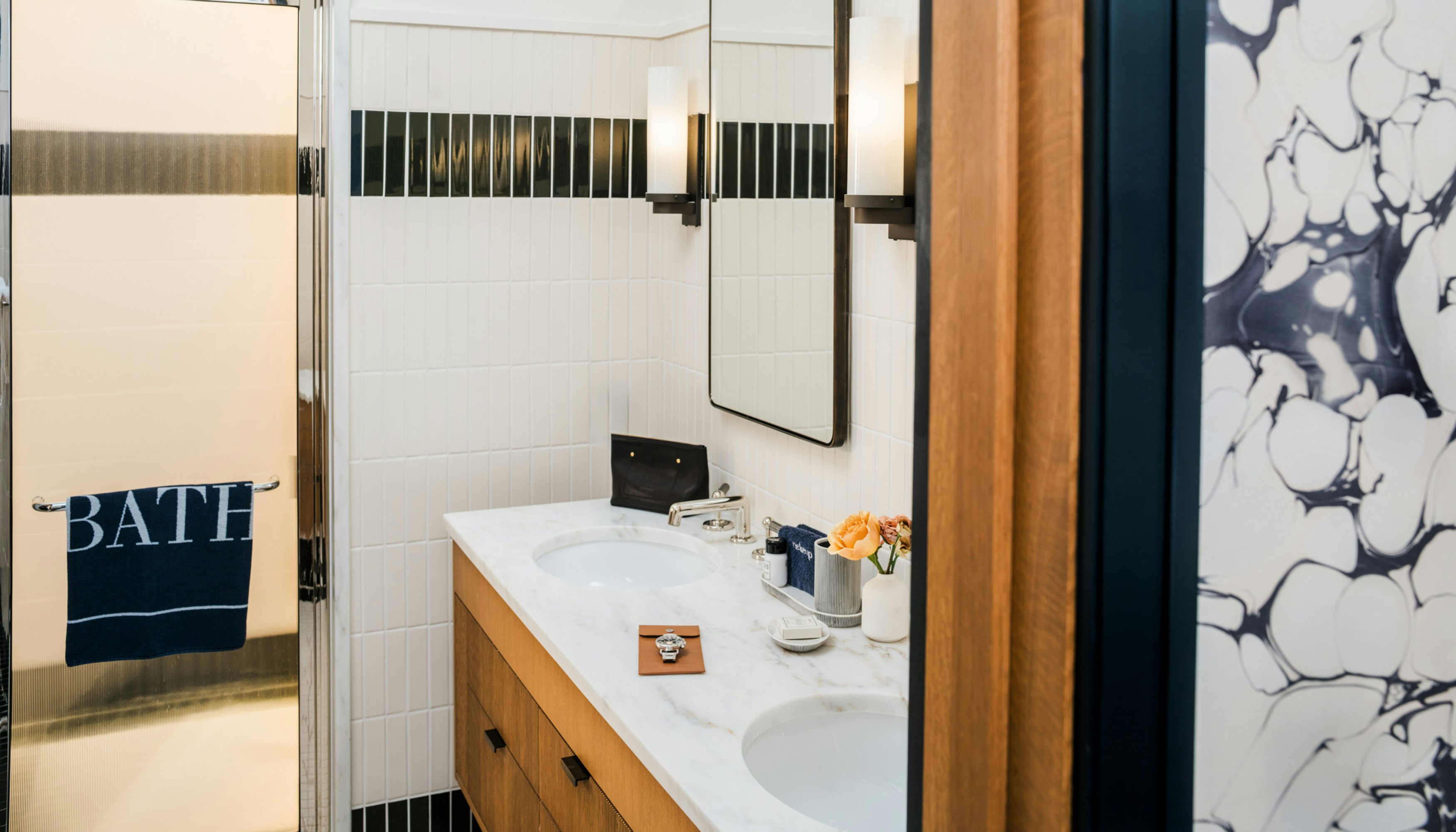 Shinola Hotel 48/50