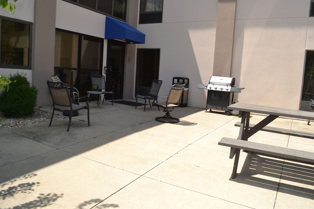 Best Western Delta Inn 19/27