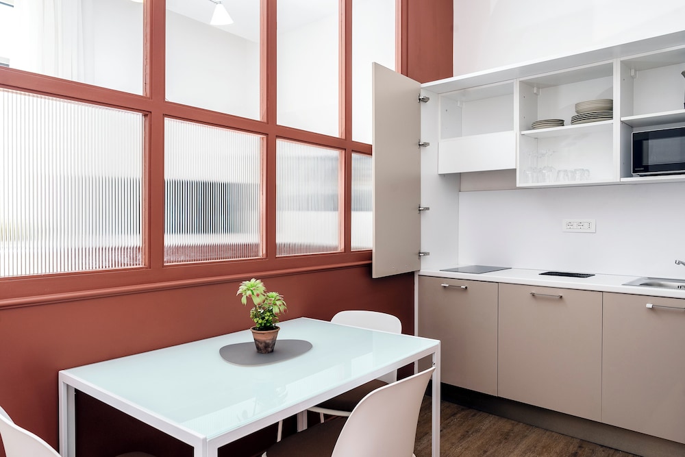 Corso Italia Suites 36/50