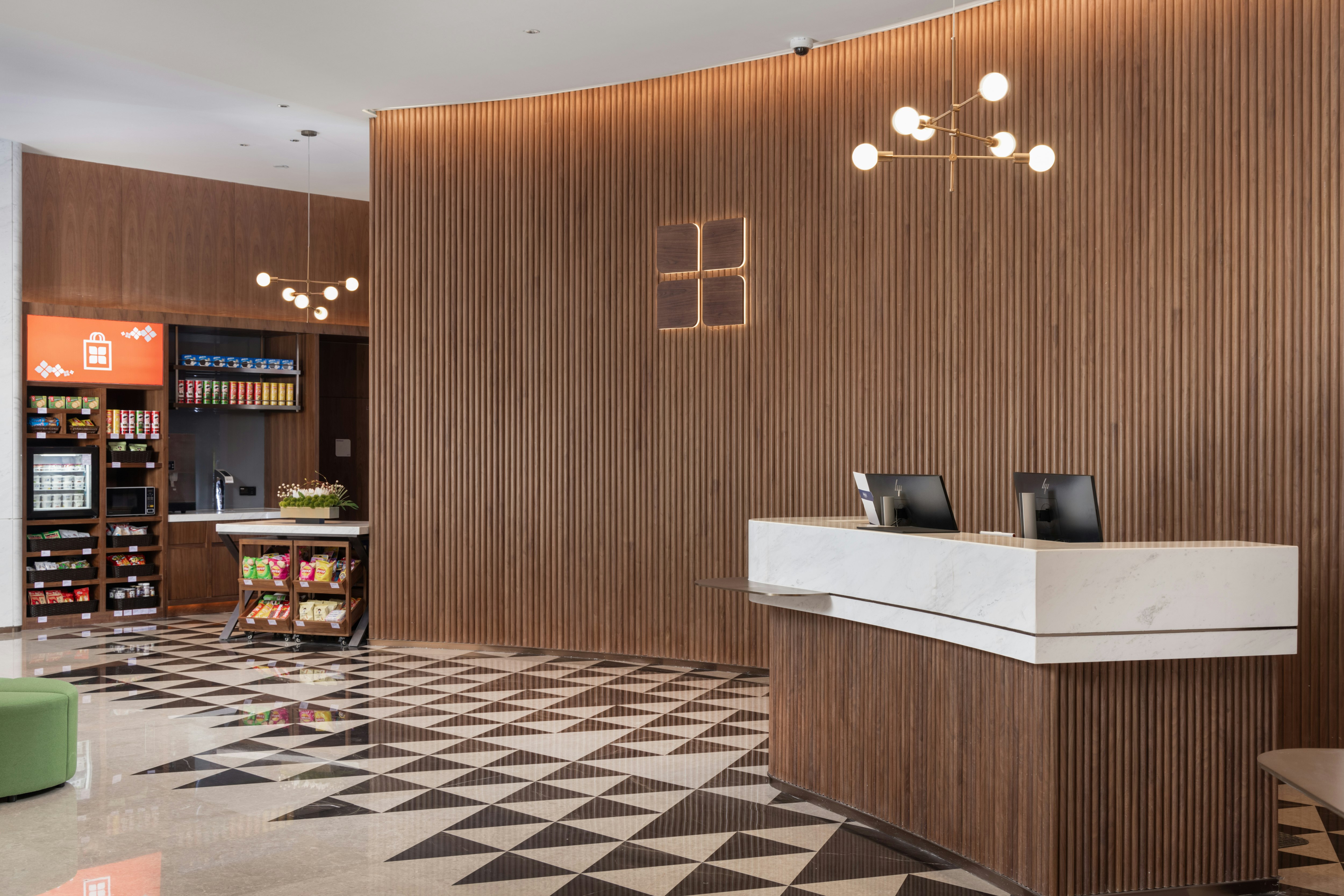 Hilton Garden Inn Shanghai High-Speed East Railway Station 8/44