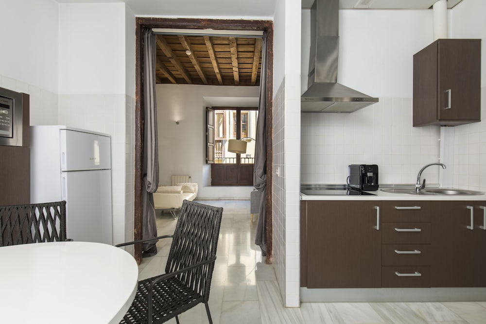 Comet Suites Elvira 46/62
