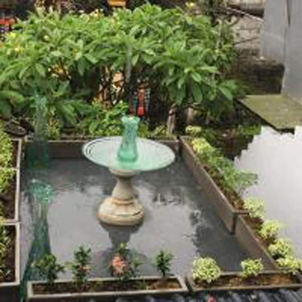 Bulan Bali Hostel 38/45