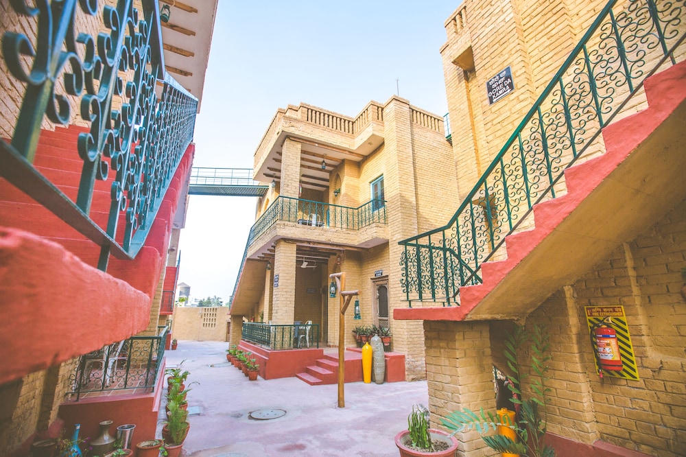 Welcomheritage Ranjit Vilas 43/50