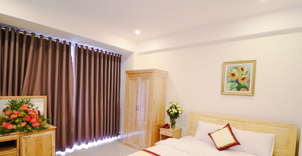 Mai Hoang Hotel 52/70