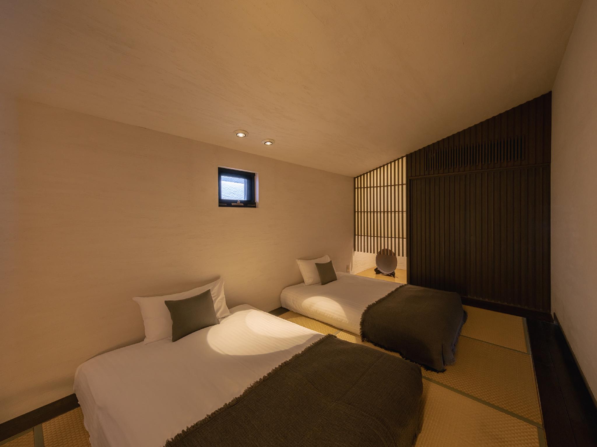 Suite, 4 Beds, Outdoor Bath
