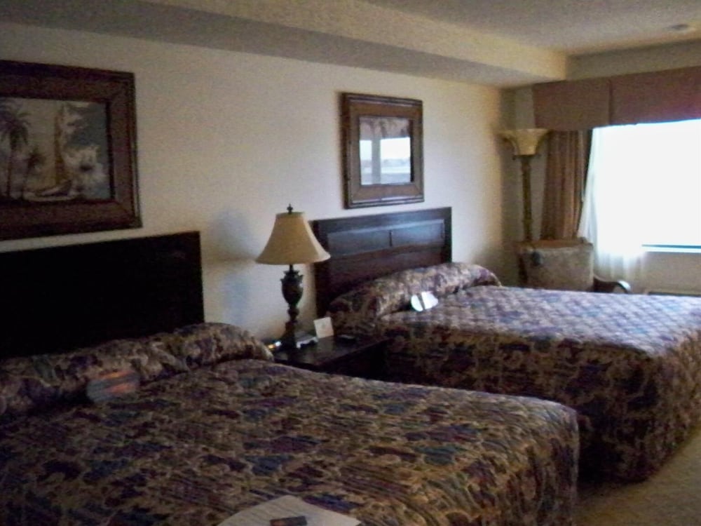 Clover Island Inn 19/54