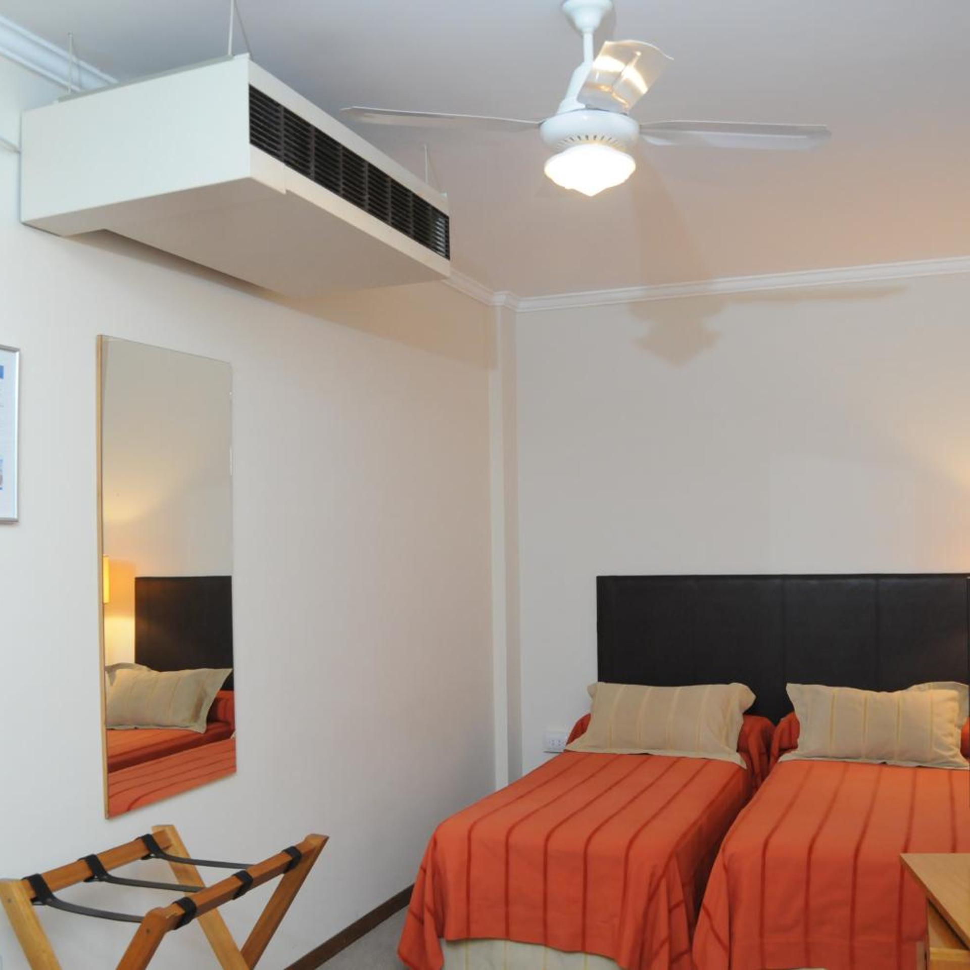 Parra Hotel and Suites 10/27