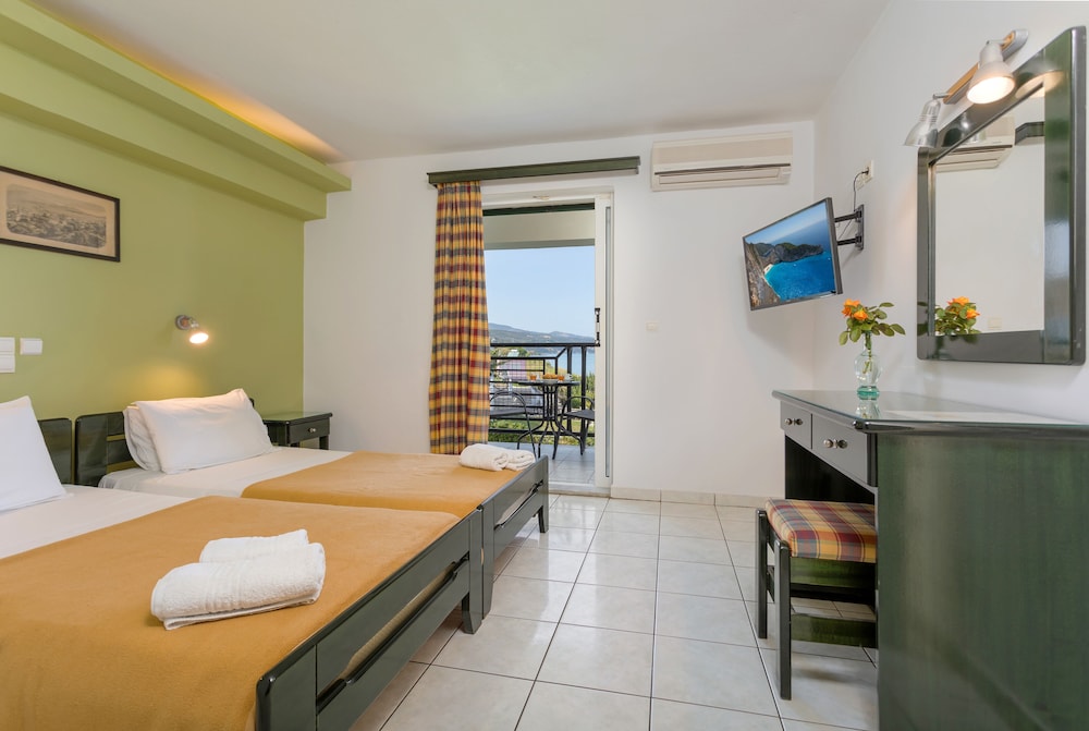 Sea View Hotel 19/61