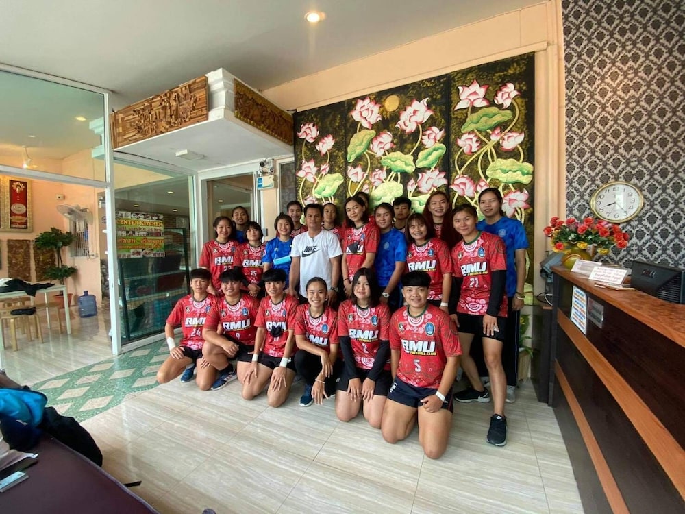 Suansin Art Garden 53/63