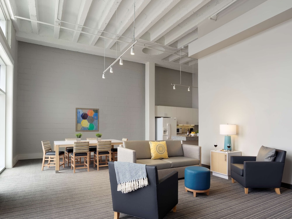 Sonesta ES Suites New Orleans Downtown 29/41