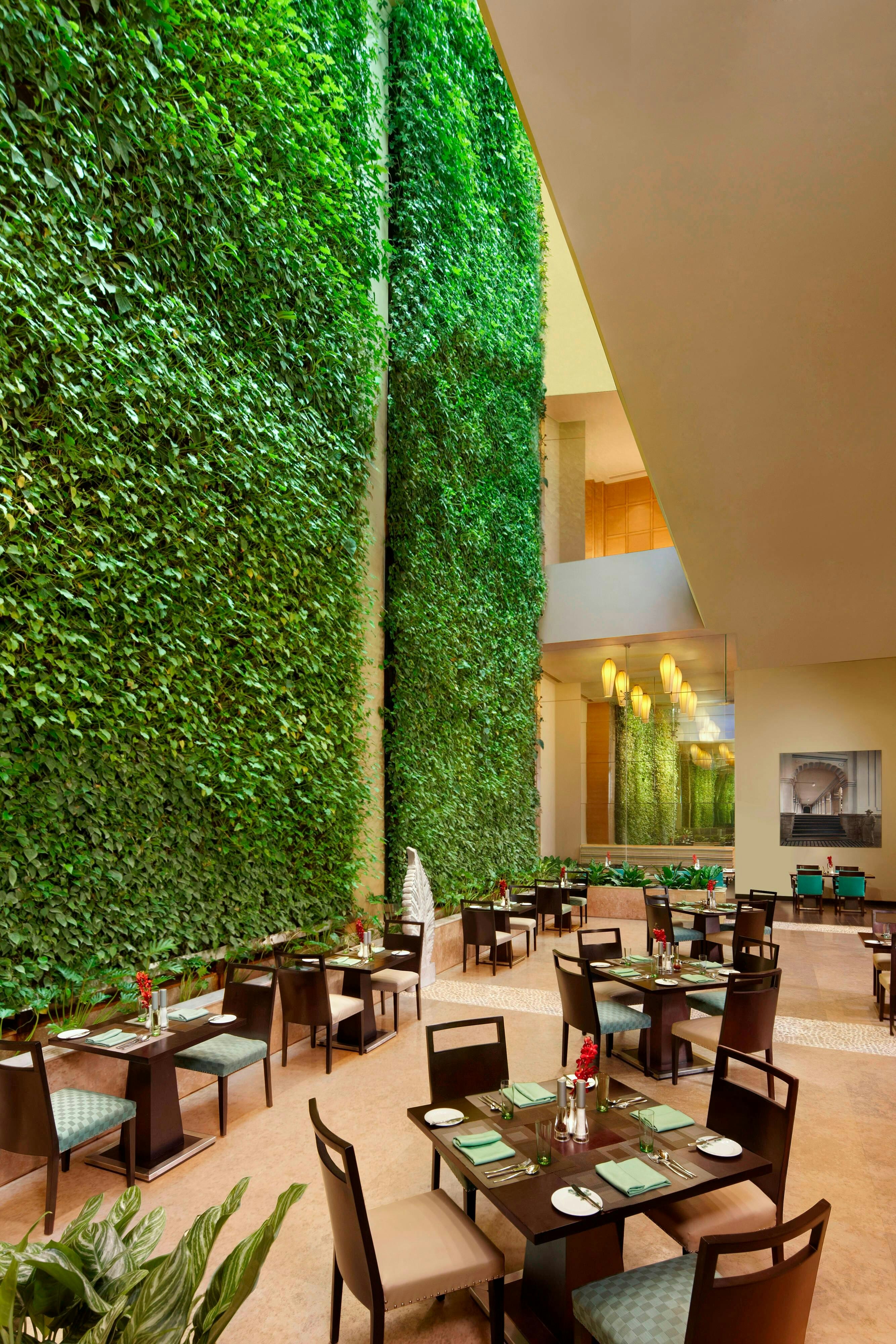 Itc Gardenia A Luxury Collection Hotel 41/47