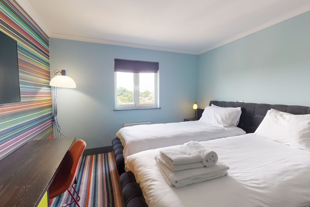 FAMILY, 2 DOUBLE BEDS