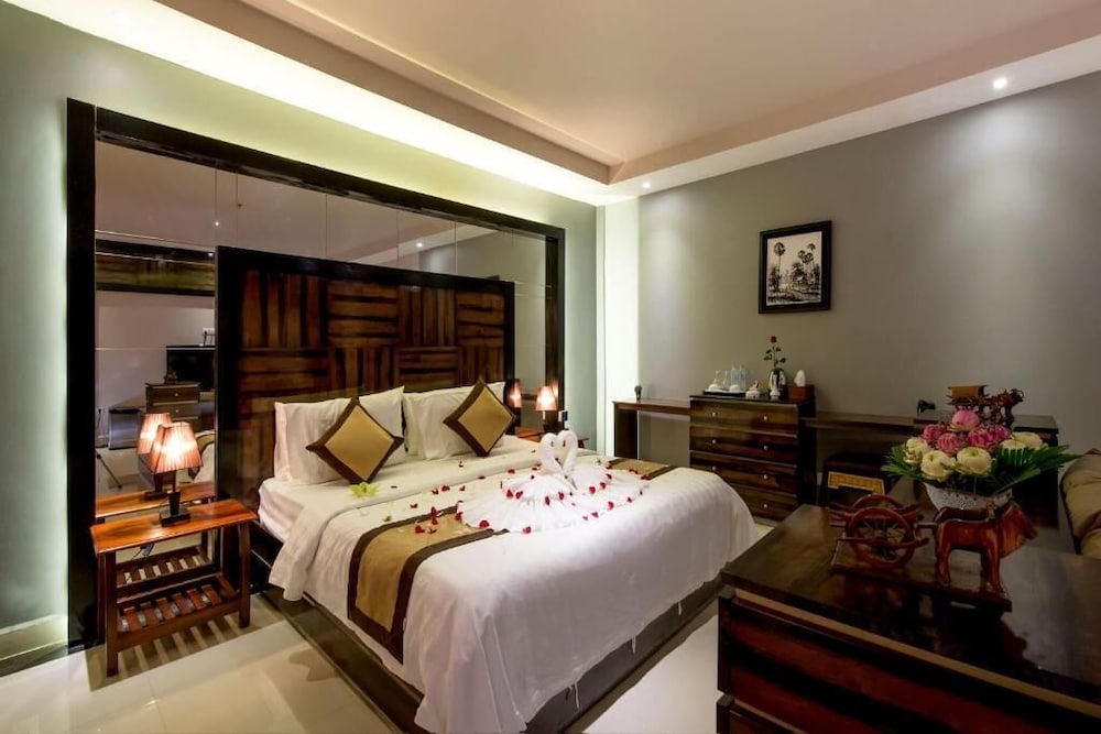 Aristocrat Residence Hotel 18/80