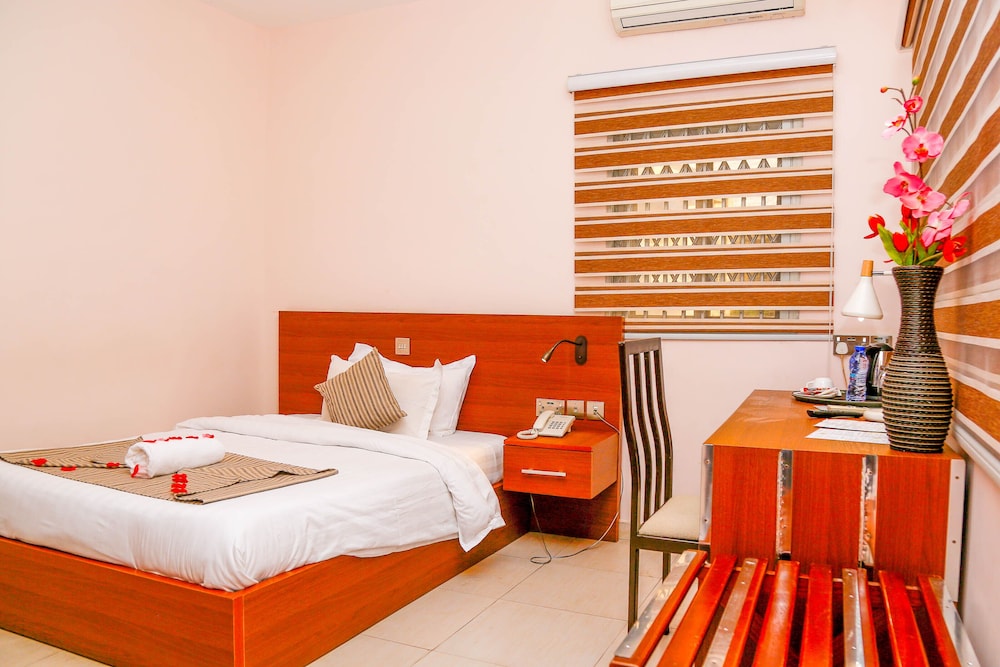 Midindi Hotel 17/61