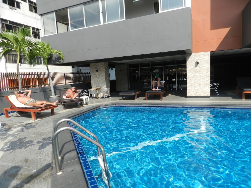 Nanatai Suites 10/50